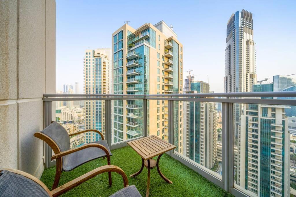 Spectacular Burj & Fountain View - Luxurious 3 Bedrooms & Maids Room - The Residences Dubai Exterior photo