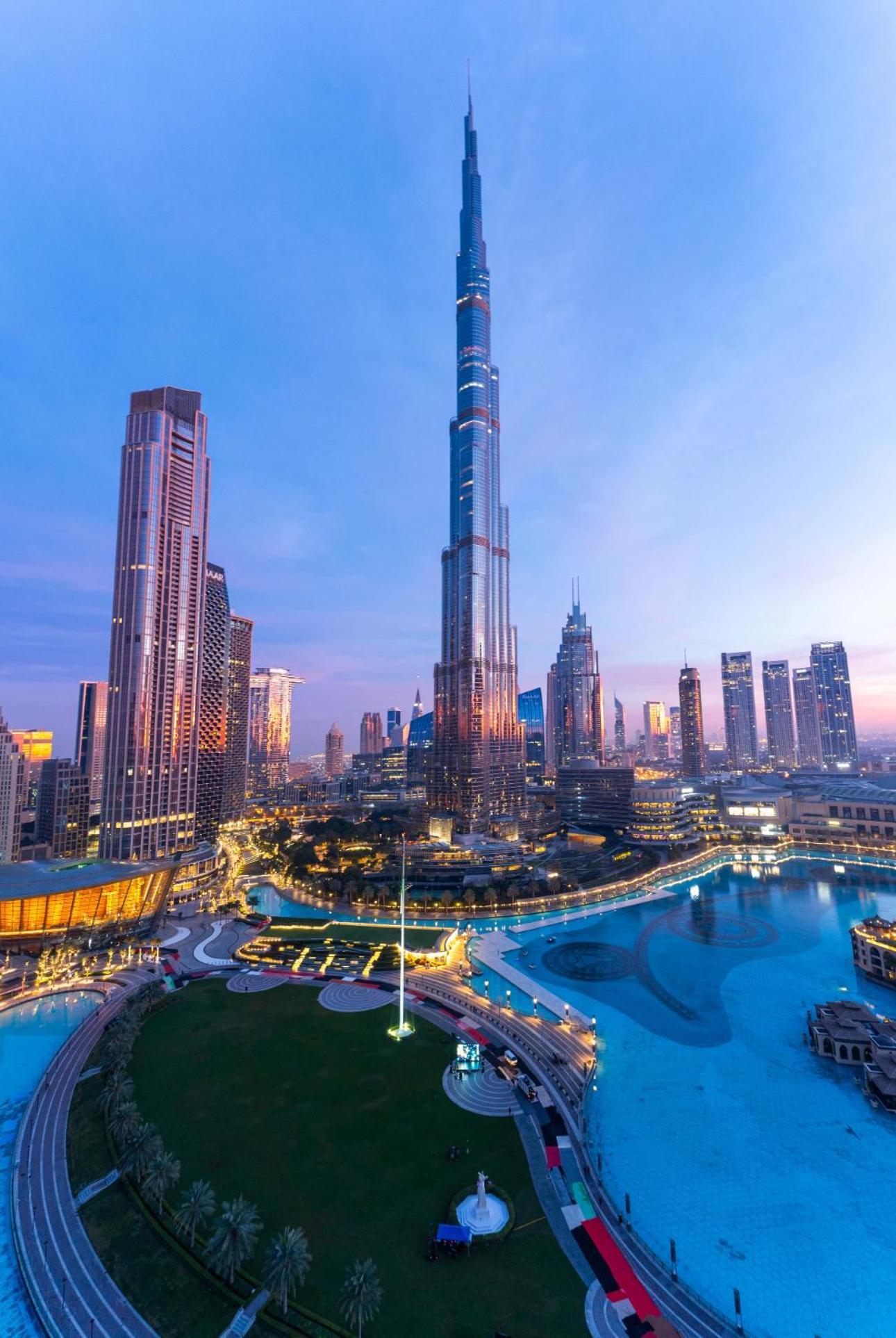 Spectacular Burj & Fountain View - Luxurious 3 Bedrooms & Maids Room - The Residences Dubai Exterior photo